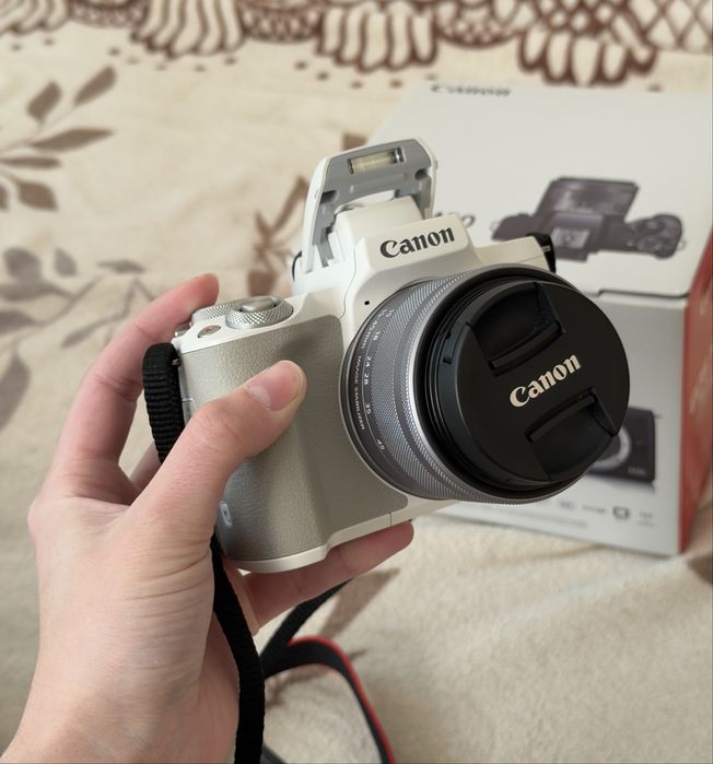 Canon EOS M50 Mark II чудова камера