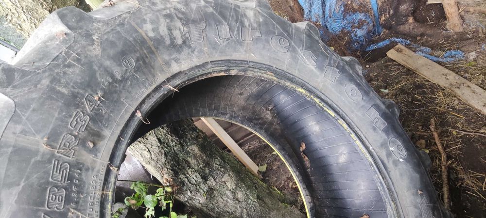 opony Firestone 420/85R34 2 sztuki