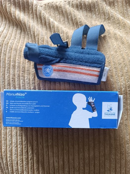 Orteza prawego nadgarstka Manurhizo junior