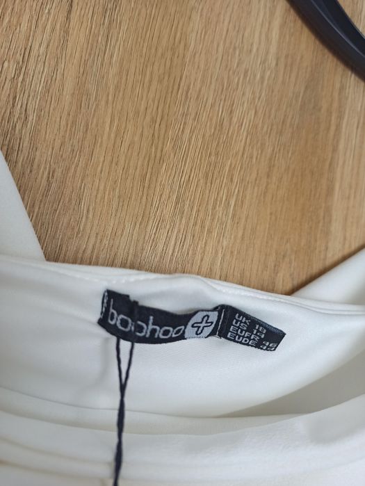 Boohoo nowa sukienka rybka rozmiar 44,