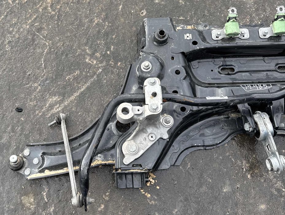 Charriot frente RENAULT Megane IV (B9A/M_)