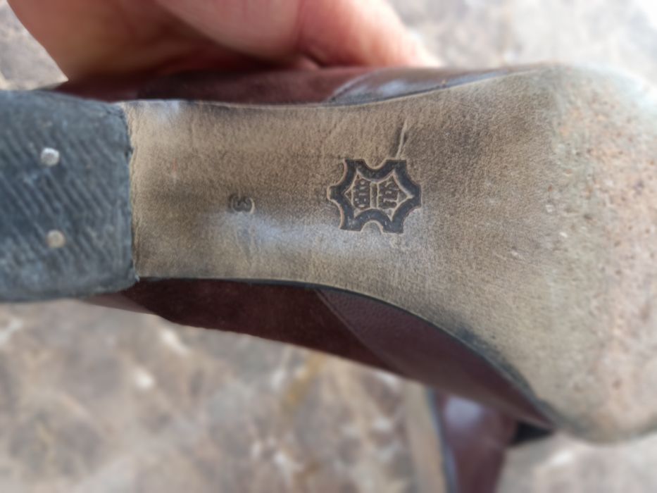 Sapato Ugo betti, n 35 ou n⁹ 3 como novo