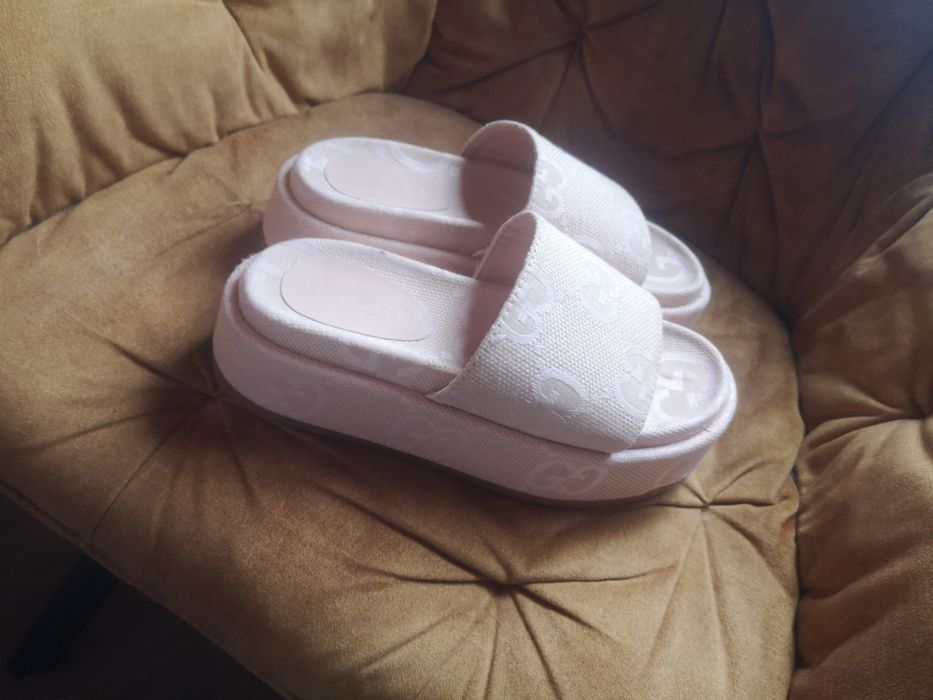 Klapki Gucci  okazja