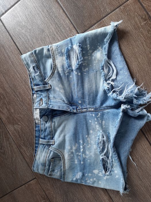 DENIM CO krótkie spodenki damskie modne jeansowe 34