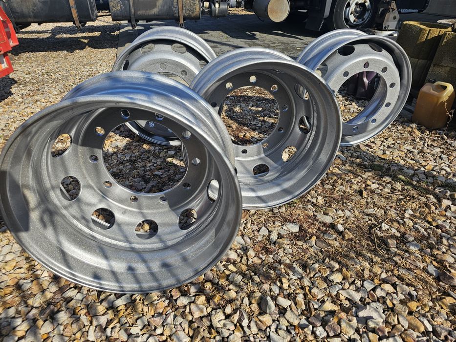 Felgi stalowe 9.00x22.5 przod napęd proszkowo malowane