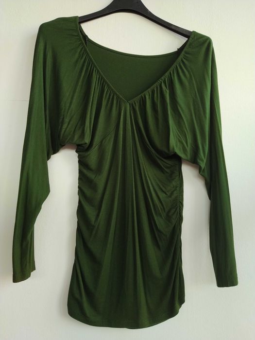 Camisola / Top  verde com decote - Tamanho M / L