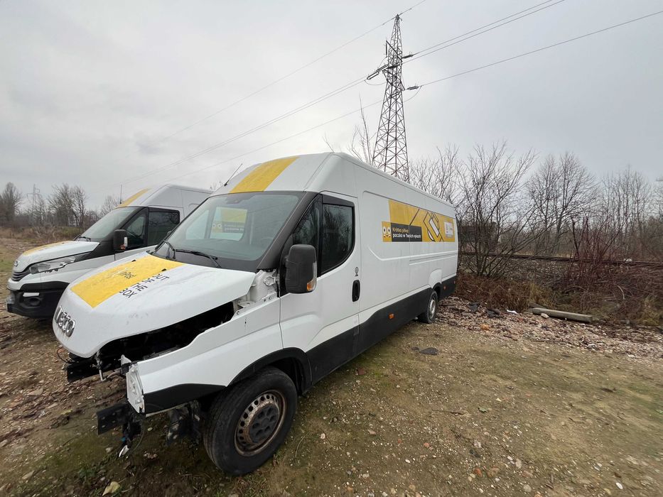 Iveco Daily 2015 furgon 3.5t 250 tys km uszkodzony silnik