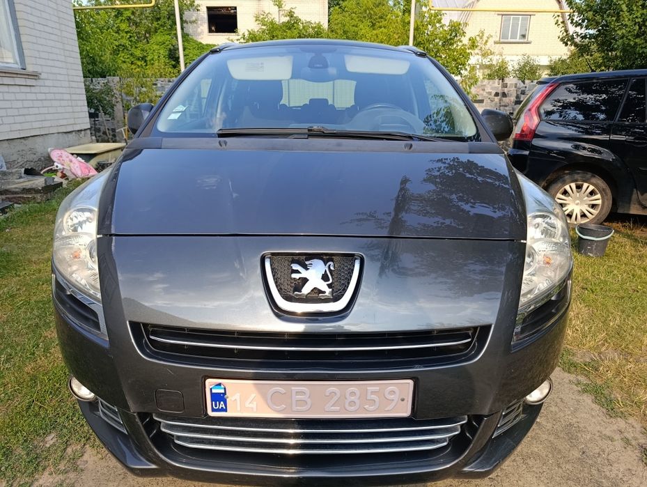 Пежо 5008 1.6 диз. Hdi 2010р