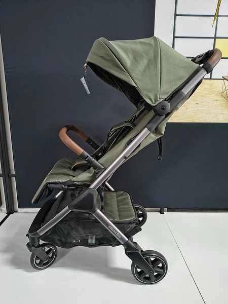 [OUTLET] Easywalker Jackey Kompaktowy Wózek Spacerowy Emerald Editon
