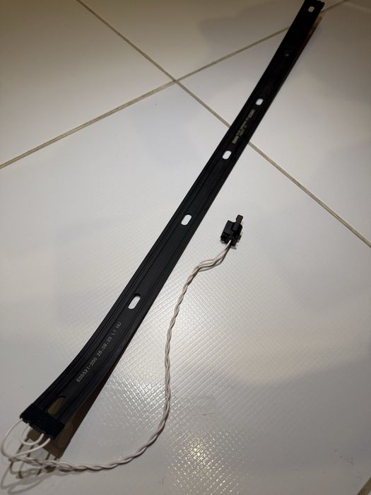 BMW i4 датчік відкриття кришки багажника ногою