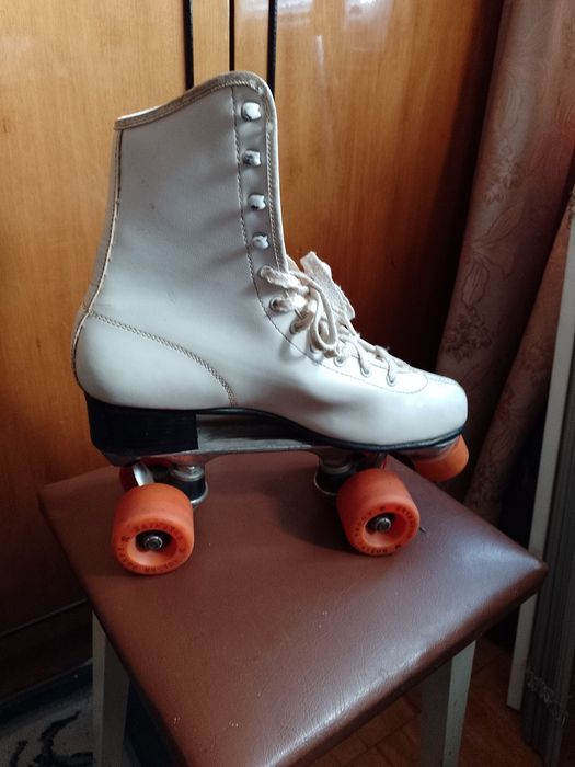 Роликовые коньки женские размер по стельке 25,5 см.