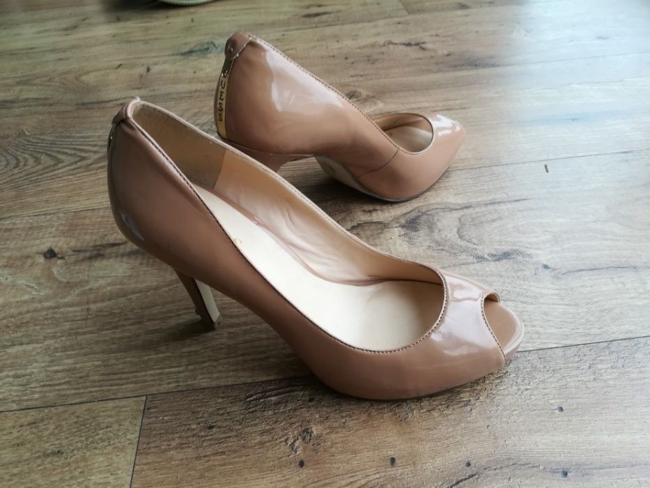 Buty Guess roz. 37/38