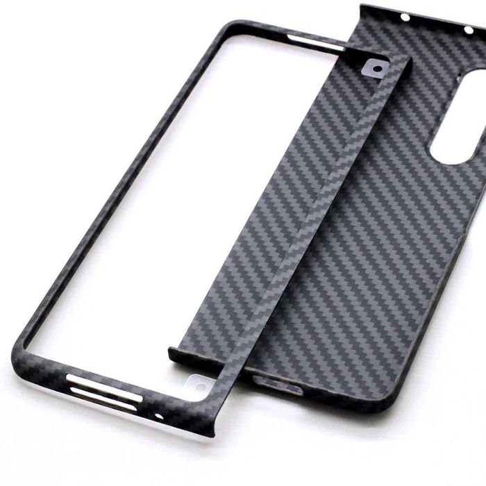 Карбоновый чехол Samsung Galaxy Z Fold 3