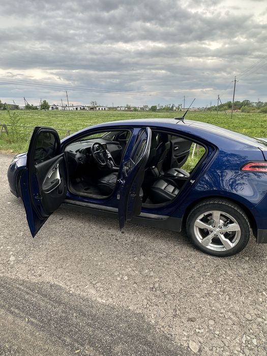 Chevrolet volt 2012