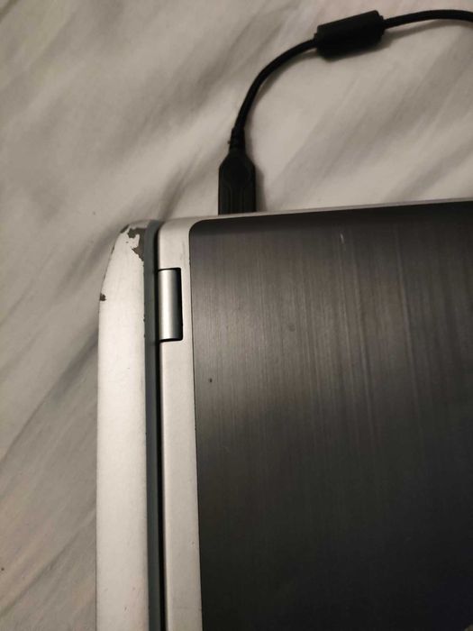 Dell Latitude  E6220