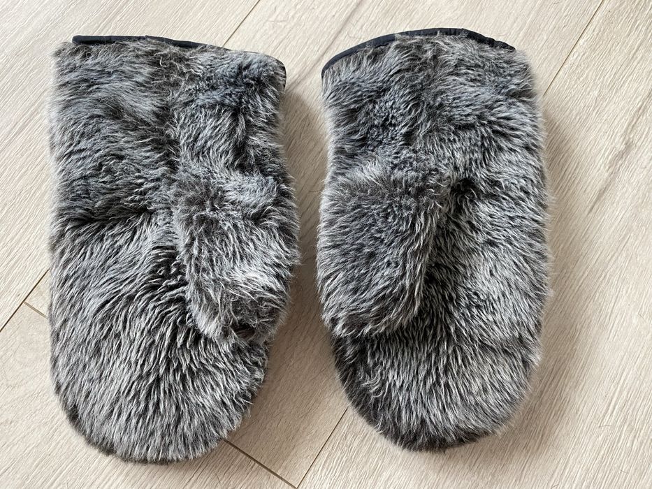 Рукавицы меховые варежки Only