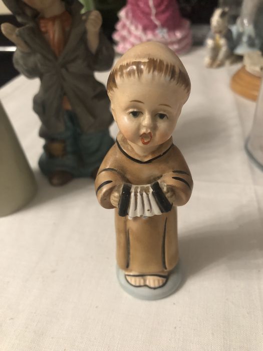 Статуэтка керамика,фарфор,