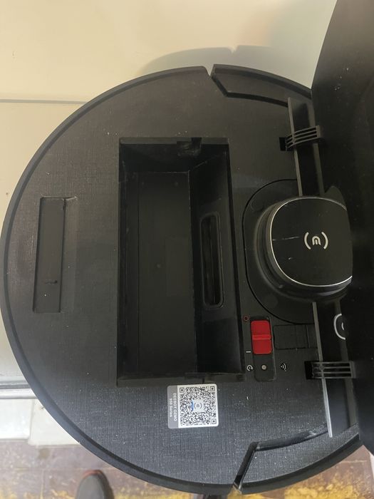 Робот-пилосос Ecovacs Deebot Ozmo 950 (DX9G) на запчастини / під відновлення