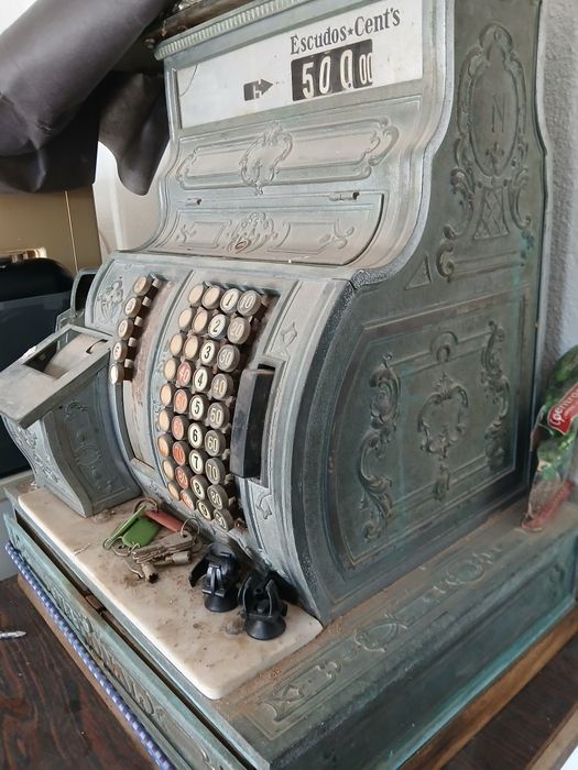 Antiga máquina registadora