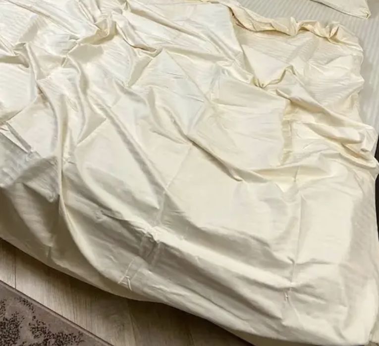 Простинь на резинці Страйп сатин постельное белье постільна білизна