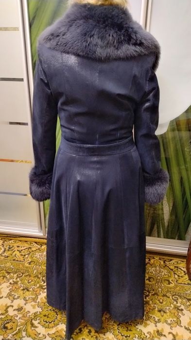 Пальто шкіряне осінь