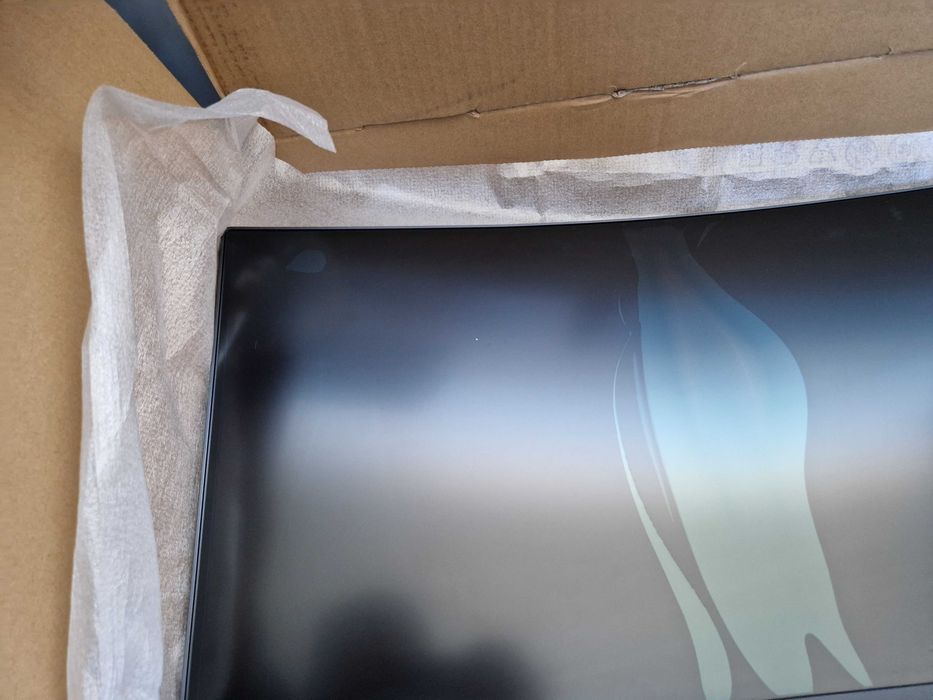 Monitor Gaming Curvo Samsung Odyssey CHG90 Partido