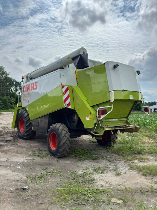 CLAAS LEXION 405 1900 Mtg