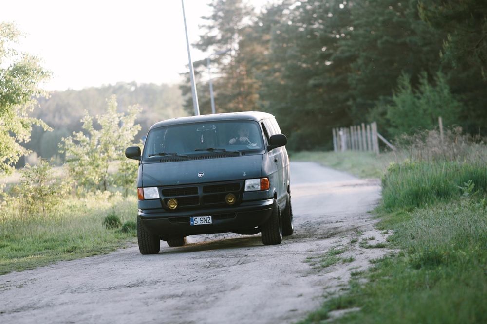 Dodge Ram Van Cargo 3.9 V6