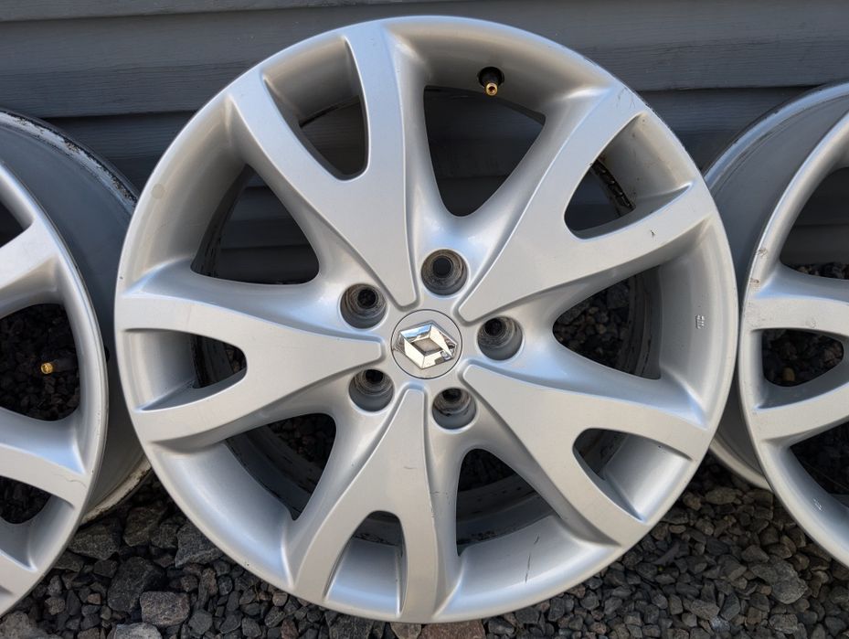 Комплект титанових дисків Renault 5/114.3 R17 5*114.3 17 Nissan Mazda ET40