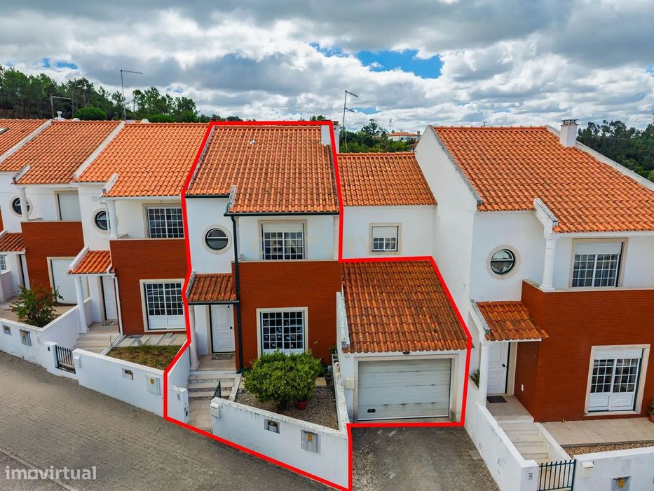 Moradia T2 com Garagem Privativa - Maiorga, Alcobaça