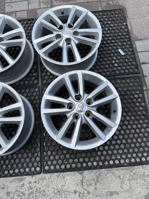 Ном 160 152 Диски оригінал Toyota camry corolla avensis auris rav4 5 114,3 r16