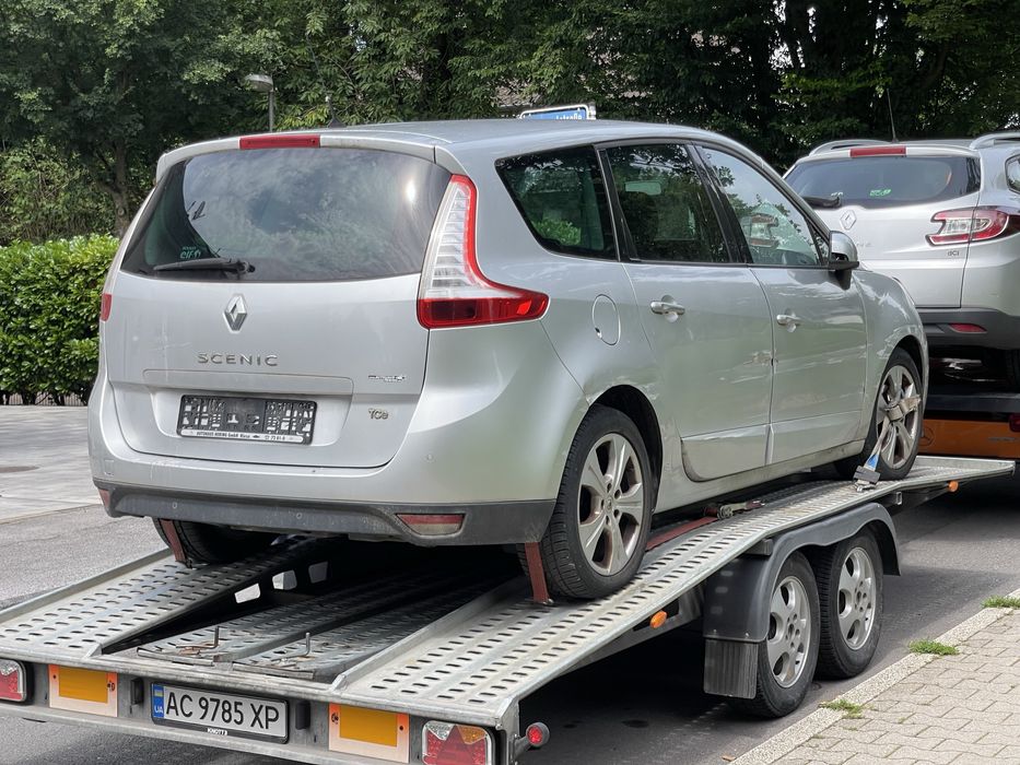 Запчастини розборка Меган 3