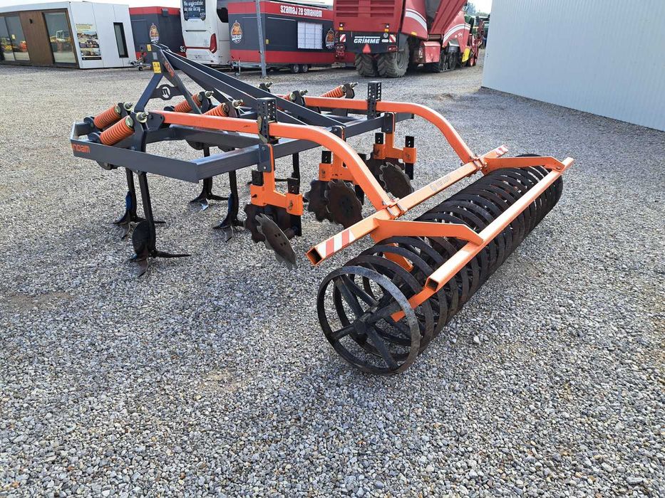 Kultywator dłutowy (gruber) KUS 3,0 S MANDAM