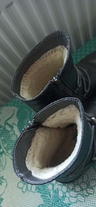 Сапоги зимові для дівчинки 35 р.