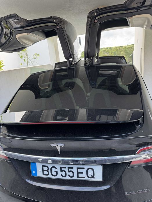 Tesla Model X dual Motor longe range
