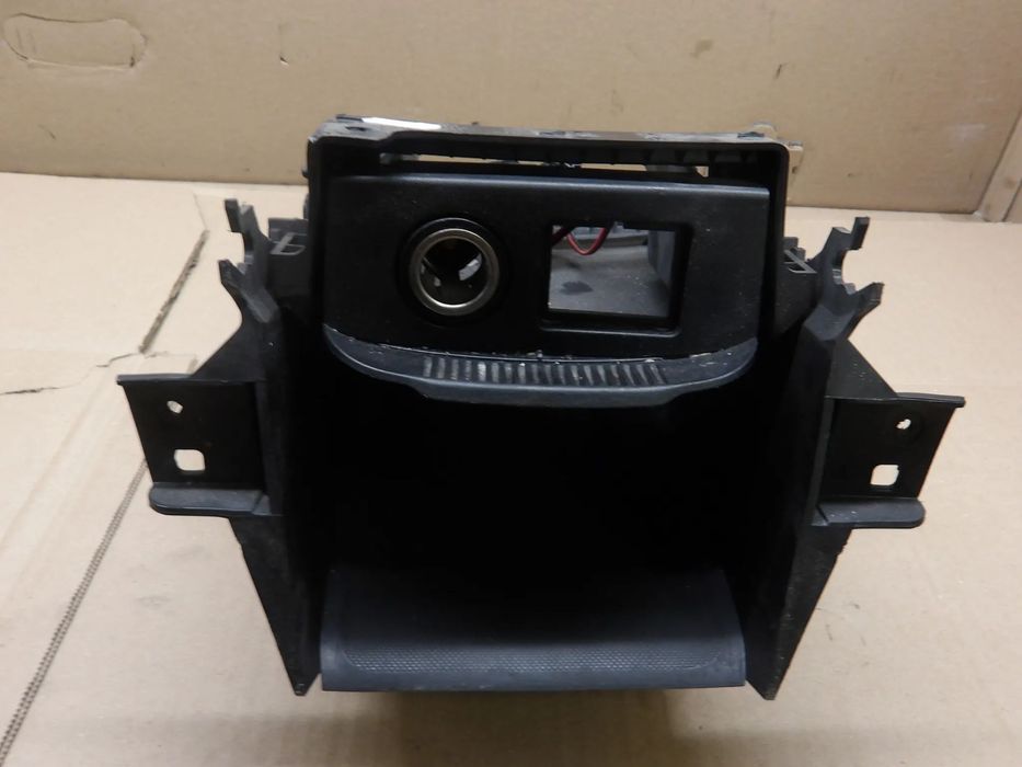 OPEL ZAFIRA C 12-16 2.0D POPIELNICZKA SCHOWEK