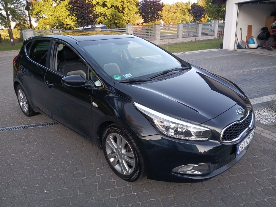Kia cee'd 1.6crd klimatyzacja alufelgi navigacja led