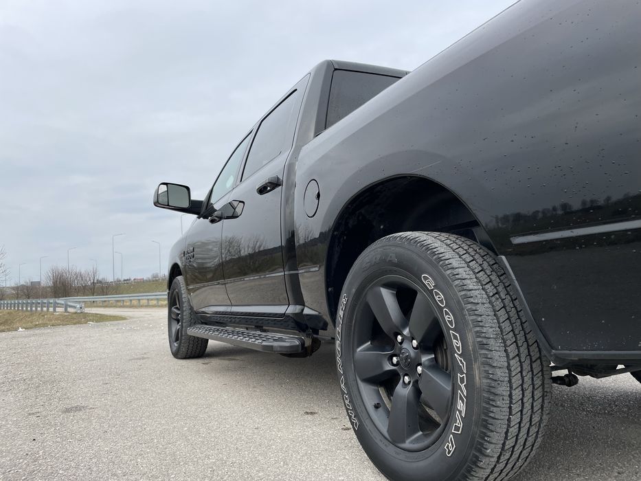 Dodge RAM 5.7 HEMi 2021