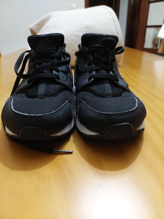 Ténis Nike Huarache praticamente novos