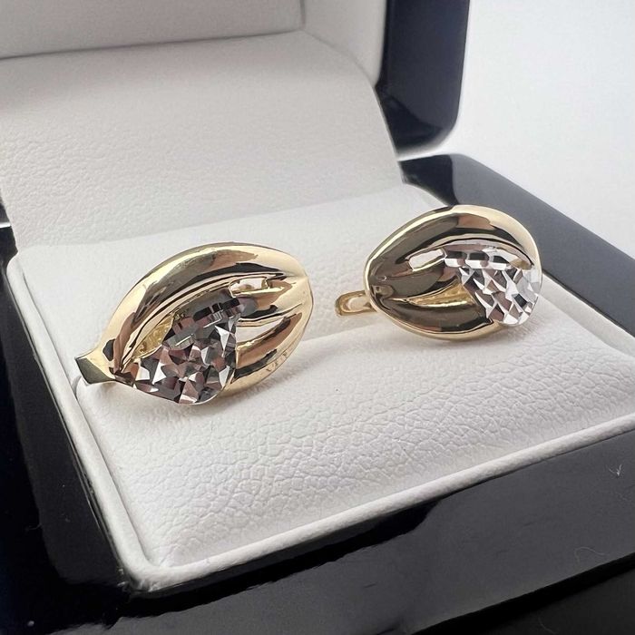 Wyjątkowe Złote Kolczyki P585 2,70g Angielskie