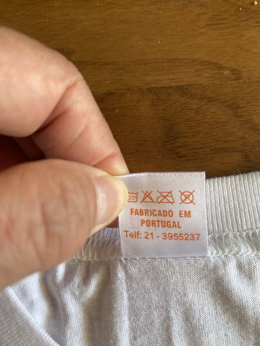 T.Shirts de algodão nunca usadas