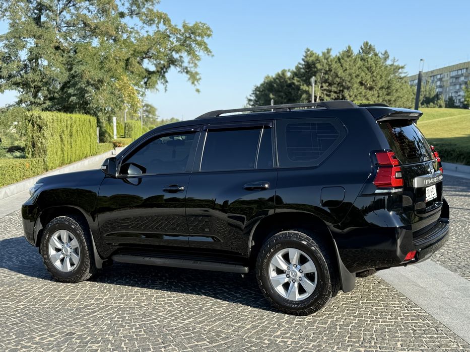 Toyota Land Cruiser Prado 2019 VIN JTEBU3FJ20K170293 фото оголошення 9 з 24