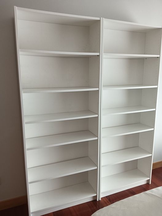 Estante Billy IKEA duas