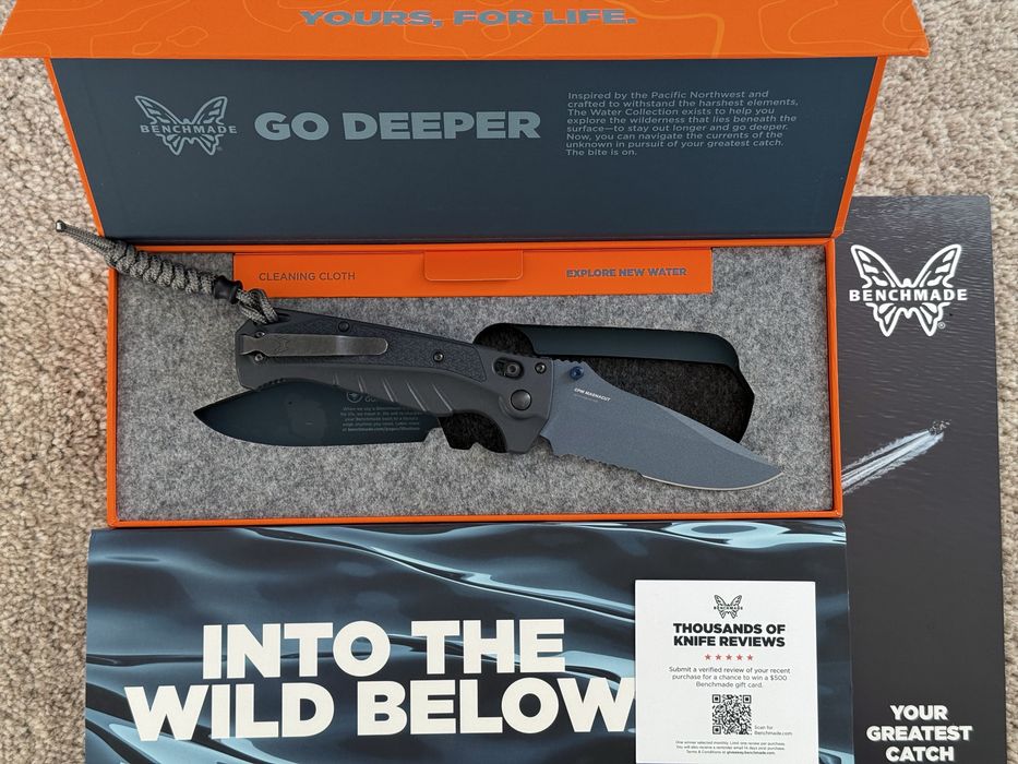Benchmade Adira 18060SBT-01 Blue Titanium Cerakote CPM MagnaCut