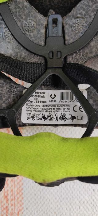 capacete de bicicleta preto