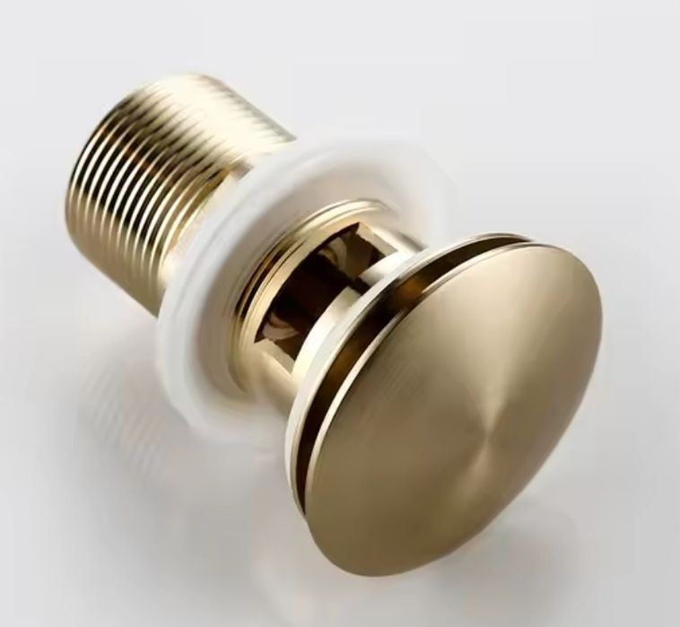 Полотенцедержатель. Перелив в раковину. Донный клапан.