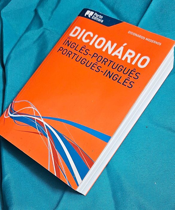 Dicionários Porto Editora