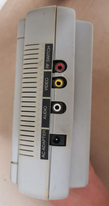 Consola Super Com entertainment computer system 72