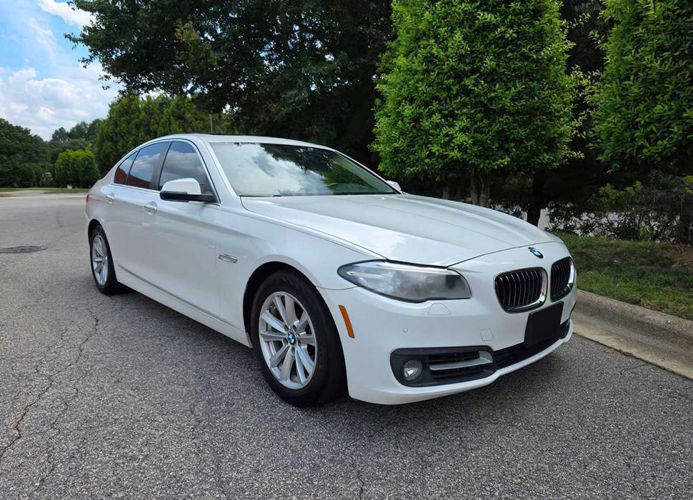 BMW 5 Series      2016