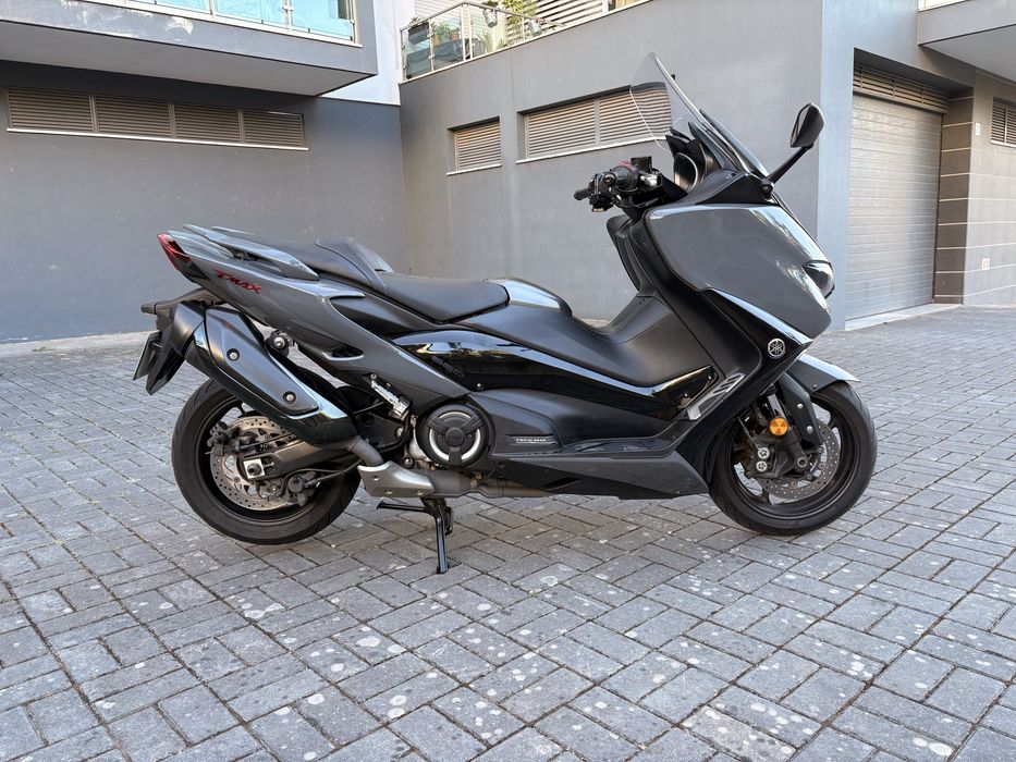 Tmax 560 Tech Max